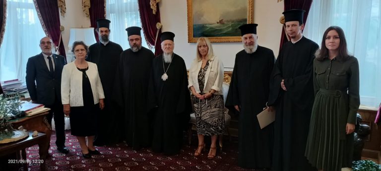 Τα στελέχη της Μητροπόλεως Σμύρνης στον Οικουμενικό Πατριάρχη