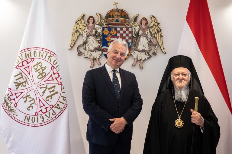 Η ΑΦΙΞΗ ΤΟΥ ΟΙΚΟΥΜΕΝΙΚΟΥ ΠΑΤΡΙΑΡΧΟΥ ΣΤΗΝ ΟΥΓΓΑΡΙΑ (ΦΩΤΟ)