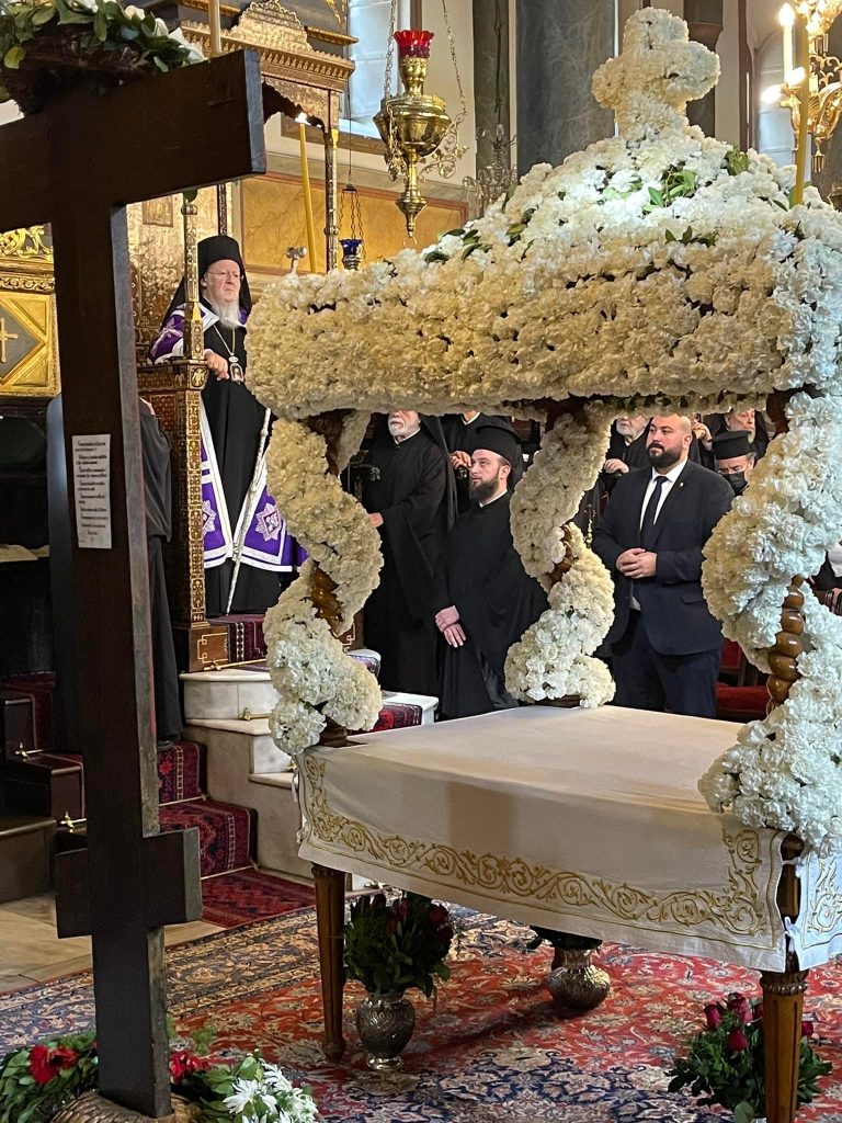 Η Αποκαθήλωση στο Οικουμενικό Πατριαρχείο (Βίντεο)