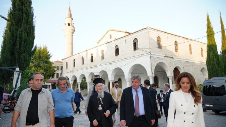 Ο Οικουμενικός Πατριάρχης στον Τσεσμέ της Σμύρνης