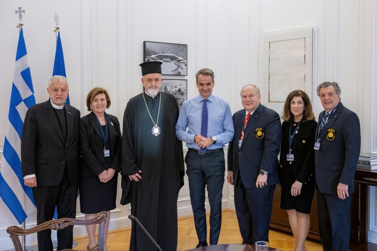 Επαφές στην Αθήνα αντιπροσωπείας του Τάγματος των Αρχόντων του Οικουμενικού Πατριαρχείου στην Αμερική