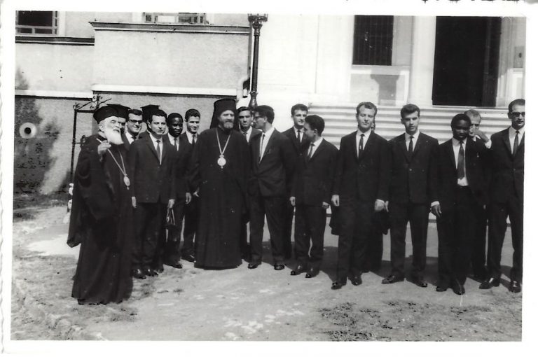 Ο καθηγητής Γρηγόριος Λαρεντζάκης για τον αείμνηστο καθηγητή Θεόδωρο Νικολάου