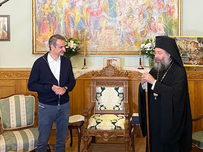 Ο Πρωθυπουργός Κυριάκος Μητσοτάκης στην Μητρόπολη Ρεθύμνης