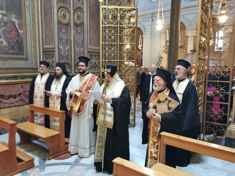 Ο Ιταλίας Πολύκαρπος τέλεσε Παράκληση στον τάφο του Αγίου Κυρίλλου