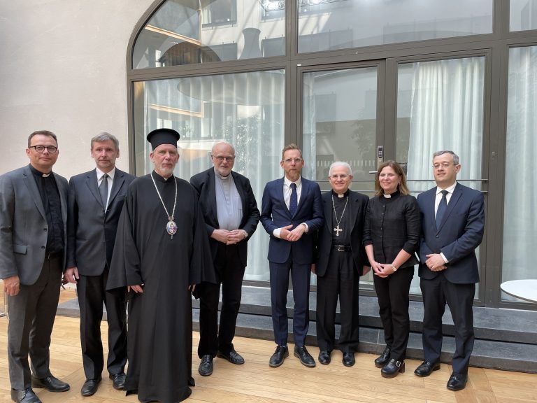 Συνάντηση του Μητροπολίτη Σουηδίας με το Σουηδό Υπουργό Θρησκευμάτων