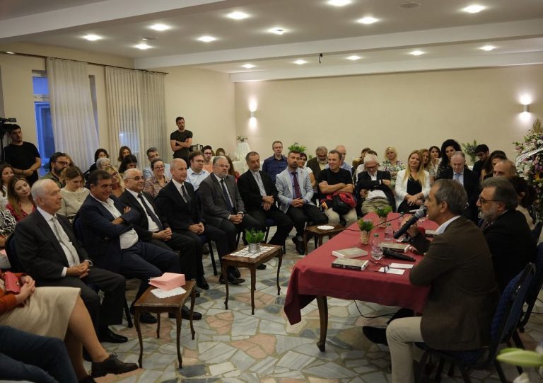 Παρουσίαση βιβλίου για τις μειονότητες στην Κοινότητα Νεοχωρίου του Βοσπόρου