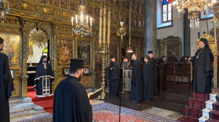 Η Προηγιασμένη θεία Λειτουργία της Μ. Τρίτης στο Φανάρι