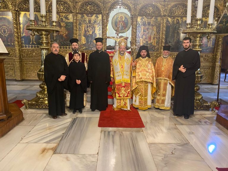 Ο Σελευκείας Θεόδωρος στον Άγιο Δημήτριο Ταταούλων το πρωί της Μ. Πέμπτης