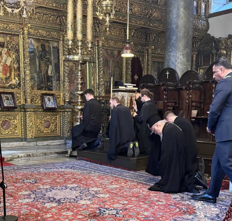 Ο Πατριάρχης στην Προηγιασμένη Θεία Λειτουργία της Μ. Τετάρτης